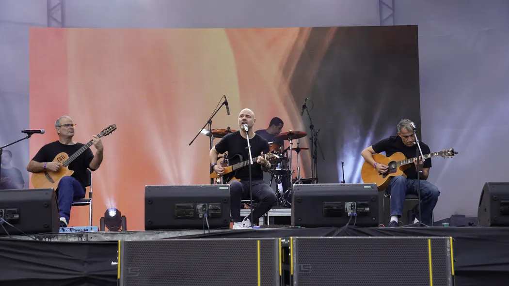 Banda se apresentando no DNJ Fest